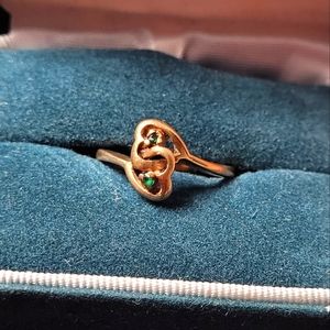 ⭐️Vintage 10k Gold Emerald Heart Ring⭐️